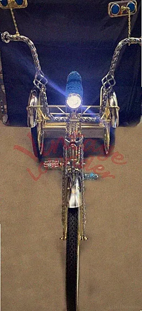 LOWRIDER COLLECTION 26" TWISTED 3 WHEELER 1 SPEED TRICYLE GOLD/CHROME.